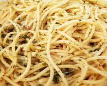 Citromos-bazsalikomos spagetti