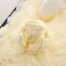Vaníliás sűrített tejes fagylalt