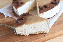 Kávés sajttorta ( sütés nélküli )