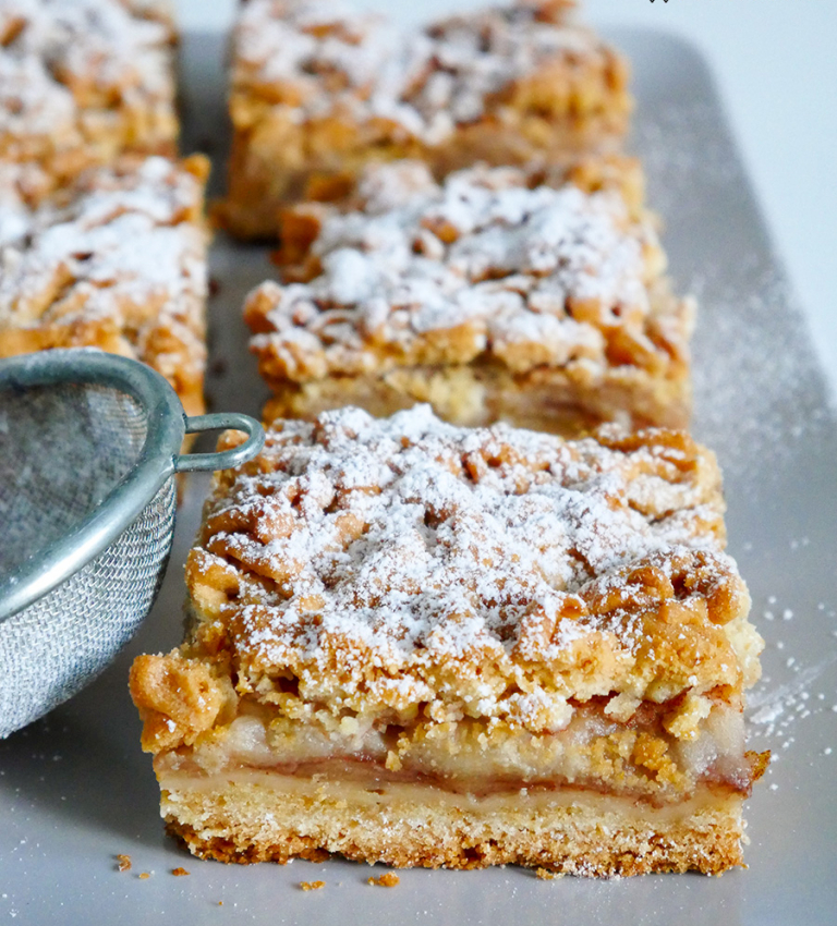 Almás pite omlós tésztával