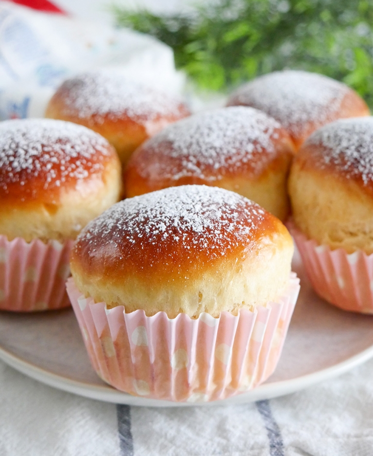 Muffinformában sült fánkok